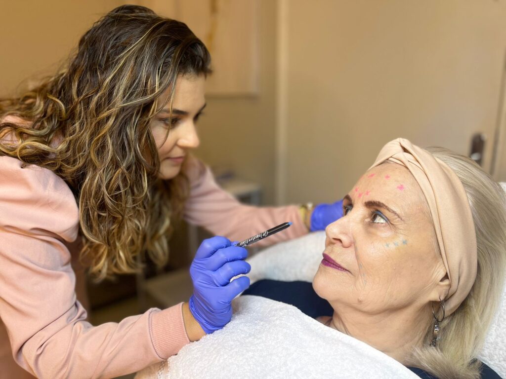 Preenchedores: Restaurando volume e melhorando os contornos faciais Clínica Vitaliza | Estética, Beleza e Saúde