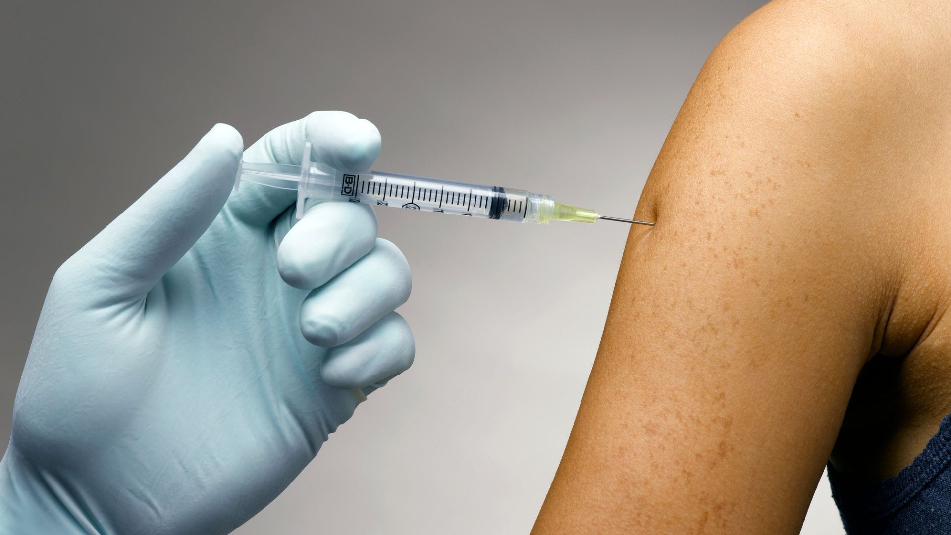 Vacina de gripe quadrivalente em Barretos. Saiba quem deve se vacinar e agende sua avaliação na Clínica Vitaliza.