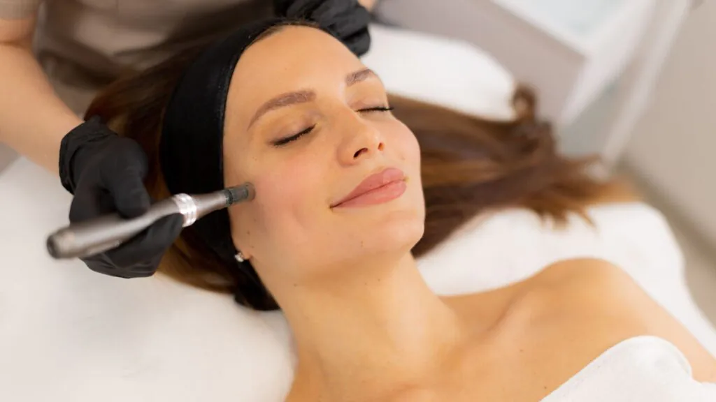 Glutationa Injetável 600mg: Dose Ideal e Resultados Esperados Clínica Vitaliza | Estética, Beleza e Saúde Glutationa Injetável 600mg: Dose Ideal e Resultados Esperados